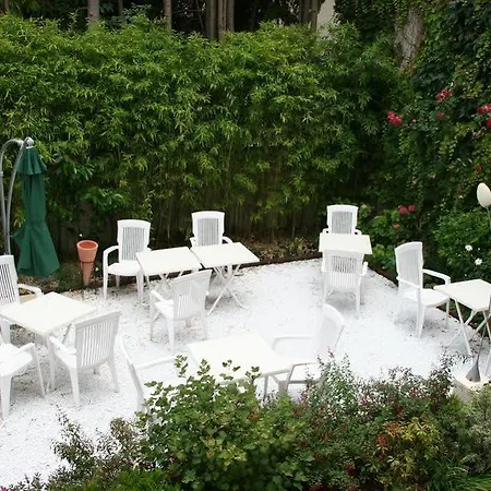 Hotel De La Cote Fleurie Deauville